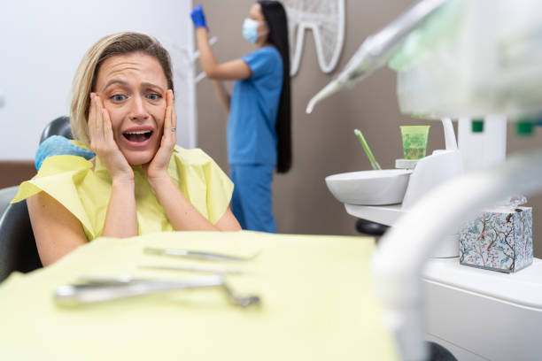 Best Cracked Tooth Emergency Dentist  in Vicksburg, MI